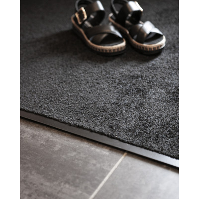 Everest svart - entrématta på metervara