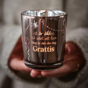 *FÖRBOKAS* Ljuslykta Grattis - Majas lyktor/ Barncancerfonden